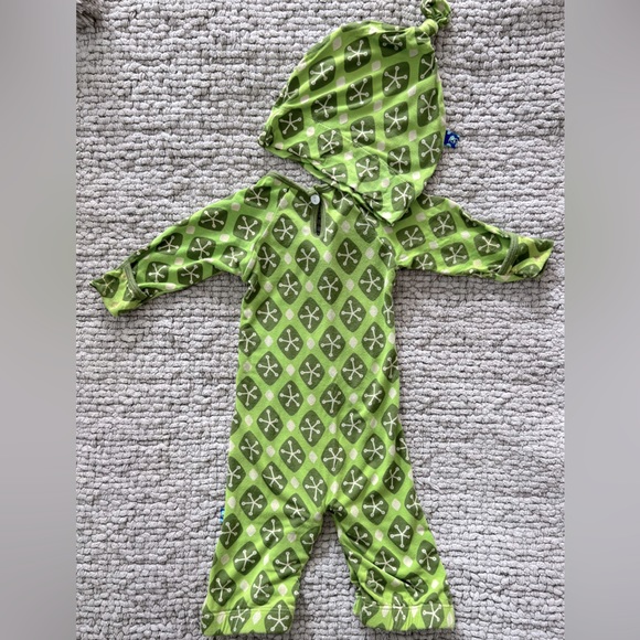 Kickee Pants Footless Pajamas w/ Nightcap Size 0-3M *Like New* - Picture 2 of 5